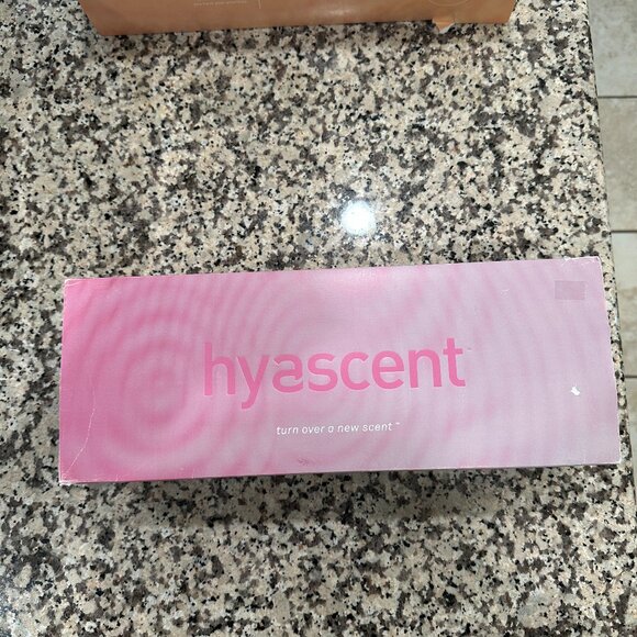 💕 Hyascent Diffuser Set – “Cheeky Rose” (Used, No Fragrance) - Picture 4 of 6